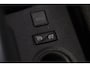 Renault Captur 0.9 TCe Intens | Keyless | Camera | BLIS | Telefoonvoorbereiding | Navigatie |