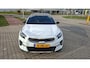 Kia Xceed 1.0 T-GDi Black Edition | Panorama/Schuif-Kantel Dak | 18"LMV | Navi | CAM | ECC | Stoel+ Stuur Verwarming | JBL-Sound | Cruise Control | PDC |