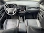 Mitsubishi Outlander 2.4 PHEV Instyle 18"/Trekhaak/LED/Leder/Stoel + stuurverwarming/Dodehoek/PDC v+a/360 Camera/Apple Carplay & Android Auto