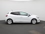 Renault Clio 1.0 TCe Zen TREKHAAK | NAVIGATIE | CRUISE | AIRCO | ELEKTRISCHE RAMEN | RADIO | BLUETOOTH | LMV | 12 MAANDEN BOVAG GARANTIE |