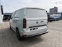 Volkswagen Transporter 2.0 TDI L1H1 Life | 150pk Hand | Zwarte 19 inch velgen | App connect | 3 Zits