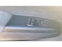 Ford Tourneo Courier 1.0 Titanium stoelverwarming , airco .