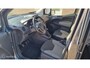 Ford Tourneo Courier 1.0 Titanium stoelverwarming , airco .