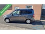 Ford Tourneo Courier 1.0 Titanium stoelverwarming , airco .