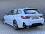 BMW 3-Serie Touring 330i xDrive | M-Sport | Brooklyn Grau | Adaptive Cruise | Stoelverwarming