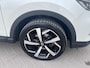 Nissan Qashqai 1.3 DIG-T Tekna / Panoramadak / Trekhaak (1500 KG) / Stoelverwarming / Navigatie / Adaptieve Cruise Control / Voorruitverwarming