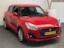 Suzuki Swift 1.2 COMFORT SMART HYBRID NAVIGATIE AIRCO STOELVERWARMING BLUETOOTH TELEFOON MEDIA VOORBEREIDING ACHTERUITRIJCAMERA 16" LICHTMETALEN VELGEN ZEER MOOI !!