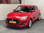 Suzuki Swift 1.2 COMFORT SMART HYBRID NAVIGATIE AIRCO STOELVERWARMING BLUETOOTH TELEFOON MEDIA VOORBEREIDING ACHTERUITRIJCAMERA 16" LICHTMETALEN VELGEN ZEER MOOI !! 3010 DEK