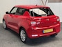 Suzuki Swift 1.2 COMFORT SMART HYBRID NAVIGATIE AIRCO STOELVERWARMING BLUETOOTH TELEFOON MEDIA VOORBEREIDING ACHTERUITRIJCAMERA 16" LICHTMETALEN VELGEN ZEER MOOI !! 3010 DEK