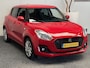 Suzuki Swift 1.2 COMFORT SMART HYBRID NAVIGATIE AIRCO STOELVERWARMING BLUETOOTH TELEFOON MEDIA VOORBEREIDING ACHTERUITRIJCAMERA 16" LICHTMETALEN VELGEN ZEER MOOI !! 3010 DEK