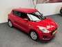 Suzuki Swift 1.2 COMFORT SMART HYBRID NAVIGATIE AIRCO STOELVERWARMING BLUETOOTH TELEFOON MEDIA VOORBEREIDING ACHTERUITRIJCAMERA 16" LICHTMETALEN VELGEN ZEER MOOI !! 3010 DEK
