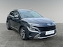 Hyundai Kona Comfort+ 1.6 GDI HEV 140pk AUTOMAAT | CRUISE CONTROL | APPLE CARPLAY / ANDROID AUTO | LANE ASSIST | KEYLESS ENTRY | PARKEERSENSOREN | CAMERA |