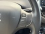 Peugeot 2008 1.2 PureTech Blue Lion 2e Eigenaar,Pano,Navi,Trekhaak,110pk,Dealer Onderhouden,Airco,Cruise,Pdc,Lm velgen,N.A.P,Recent beurt gehad,Apk tot 11-2026