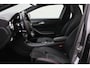 Mercedes-Benz GLA 200 Premium Plus AMG Panoramadak, Navigatie, Stoelverwarming, Cruise, 18"