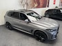 BMW X5 X DRIVE50e M SPORTPAKKET PANORAMADAK LUCHTVERING HEAD-UP DISPLAY NAVIGATIE LEDER ADAPTIVE CRUISE CONTROL PANO SCHUIF/KANTELDAK APPLE CARPLAY/ANDROID RIJSTROOKSENSOREN DODEHOEKSENSOREN 360 CAMERA. Brgl