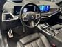 BMW X5 X DRIVE50e M SPORTPAKKET PANORAMADAK LUCHTVERING HEAD-UP DISPLAY NAVIGATIE LEDER ADAPTIVE CRUISE CONTROL PANO SCHUIF/KANTELDAK APPLE CARPLAY/ANDROID RIJSTROOKSENSOREN DODEHOEKSENSOREN 360 CAMERA. Brgl
