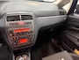 Fiat Punto Grande 1.4-16V Sport / NETTE AUTO / RIJDT SCHAKELT GOED / AIRCO
