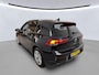 Volkswagen Golf 1.0 eTSI DSG Life Business / Navigatie / PDC / Geheugen stoelen / Getint glas / 16'' LMV