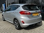 Ford Fiesta 1.0 ST-Line | STUUR, STOEL EN VOORRUITVERWARMING| NAVIGATIE + APPLE CARPLAY/ANDROID AUTO| KEYLESS START| PARKEERSENSOREN| DAB| LED ACHTERLICHTEN|
