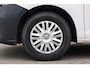 Volkswagen Caddy Cargo 2.0 TDI Economy Business 75PK / 55kW, NL auto door ons geleverd en onderhouden, trekhaak, parkeersensoren achter, radio, climatic airco, verstelbare buitenspiegels, schuifdeur rechts, achterdeuren met ruiten, laadvloer, scheidingswand etc.