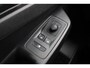 Volkswagen Caddy Cargo 2.0 TDI Economy Business 75PK / 55kW, NL auto door ons geleverd en onderhouden, trekhaak, parkeersensoren achter, radio, climatic airco, verstelbare buitenspiegels, schuifdeur rechts, achterdeuren met ruiten, laadvloer, scheidingswand etc.