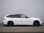 BMW 3-Serie Touring 320e M-sport 204 Pk Automaat Navi / DAB / Leer / Keyless / Pano-dak / Harman Kardon