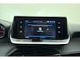 Peugeot 208 1.2 Turbo 100pk Active Pack | Navigatie | Airco | Cruise control | DAB | Getinte ramen | LED Koplampen | Lichtmetalen velgen | Parkeersensoren | BTW-Auto