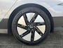 Hyundai Ioniq 6 Lounge 77.4kWh 228pk | LEDER | 800VOLT ULTRA SNELLADEN | ELEK. VERSTELBARE STOELEN | MEMORY FUNCTIE | 360° CAMERA | APPLE CARPLAY / ANDROID AUTO | ADAPTIVE CRUISE | STOEL + STUURVERW. |