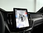 Volvo XC60 T6 Plug-in hybrid AWD Plus Black Edition Heico Styling | Panoramadak | 360° camera | Head-up Display | Harman Kardon | Stoel- en Stuurverwarming | Trekhaak