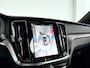 Volvo V60 T8 Plug-in hybrid AWD Ultra Dark Perf Edition | Panoramadak | 360° camera | Harman Kardon | Head-up Display | Polestar Tune | Stoel- en Stuurverwarming