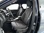 Volvo EX40 Single Motor Extended Range Plus Black Ed. 82 kWh | Parkeercamera | Harman Kardon | Stoel- en Stuurverwarming | Elektrische stoelen