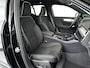Volvo XC40 B4 Plus Black Edition | Panoramadak | 360° camera | Harman Kardon | Stoel- en Stuurverwarming | Trekhaak