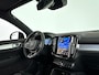 Volvo XC40 B4 Plus Black Edition | Panoramadak | 360° camera | Harman Kardon | Stoel- en Stuurverwarming | Trekhaak