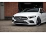 Mercedes-Benz A-klasse 200 AMG Pano / Memory / Keyless