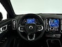 Volvo XC40 B4 Plus Black Edition | Panoramadak | 360° camera | Harman Kardon | Stoel- en Stuurverwarming