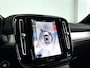 Volvo XC40 B4 Plus Black Edition | Panoramadak | 360° camera | Harman Kardon | Stoel- en Stuurverwarming