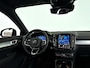 Volvo XC40 B4 Plus Black Edition | Panoramadak | 360° camera | Harman Kardon | Stoel- en Stuurverwarming