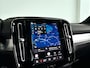 Volvo XC40 B4 Plus Black Edition | Panoramadak | 360° camera | Harman Kardon | Stoel- en Stuurverwarming