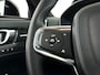 Volvo XC40 B4 Plus Black Edition | Panoramadak | 360° camera | Harman Kardon | Stoel- en Stuurverwarming