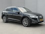 Audi Q5 50 TFSI e quattro S edition / Elektrisch wegklapbare trekhaak (1750 KG) / SOH 95,83% / Achteruitrijcamera / Stoelverwarming / Navigatie / Adaptieve cruise control