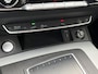Audi Q5 50 TFSI e quattro S edition / Elektrisch wegklapbare trekhaak (1750 KG) / Achteruitrijcamera / Stoelverwarming / Navigatie / Adaptieve cruise control