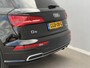 Audi Q5 50 TFSI e quattro S edition / Elektrisch wegklapbare trekhaak (1750 KG) / SOH 95,83% / Achteruitrijcamera / Stoelverwarming / Navigatie / Adaptieve cruise control