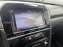 Suzuki Vitara 1.4 Boosterjet Style Smart Hybrid / Navigatie / Voorstoelen verwarmd / Trekhaak (1200 KG) / Achteruitrij camera / Cruise control adaptief