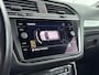 Volkswagen Tiguan 1.5 TSI ACT Comfortline | Stoel + stuurverwarming | Trekhaak | Trekgewicht 1800kg | Navigatie | Parkeersensoren |