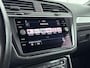 Volkswagen Tiguan 1.5 TSI ACT Comfortline | Stoel + stuurverwarming | Trekhaak | Trekgewicht 1800kg | Navigatie | Parkeersensoren |