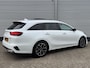 Kia Ceed Sw 1.5 T-GDi 140pk GT-Line | LENTEDEALS | Schuif/Kanteldak | Stoel/Stuurwielverwarming | Navigatie | Climate Control |