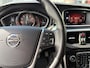 Volvo V40 2.0 T3 Nordic+ / NL-Auto / Dealer-Onderhouden / Standkachel / Stoelverwarming / Cruise-Control / Climate-Control / LED / Radio-Bluetooth / Navi / Verwarmde-Voorruit / PDC-Achter / 17'' LMV / ENZ.
