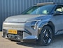 Kia EV3 81,4 kWh 204pk GT-PlusLine ISOH 100 Schuifkanteldak I Stoelverwarming en koeling I Harman Kardon I HUD I Elektr. Klep I Camera 360