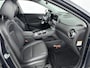 Hyundai Kona Electric EV PREMIUM 64 kWh | 3 FASE | WARMTEPOMP | LEDER | CLIMA | CRUISE ADAPTIEF | CAMERA | NAVI | STOEL- & STUURVERWARMING | 17'' LM VELGEN | PDC VOOR & ACHTER |