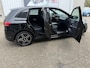 Mercedes-Benz B-klasse 250 e Business Solution AMG Limited | Navigatie | Cruise control | Sfeerverlichting | zwarte hemelbekleding